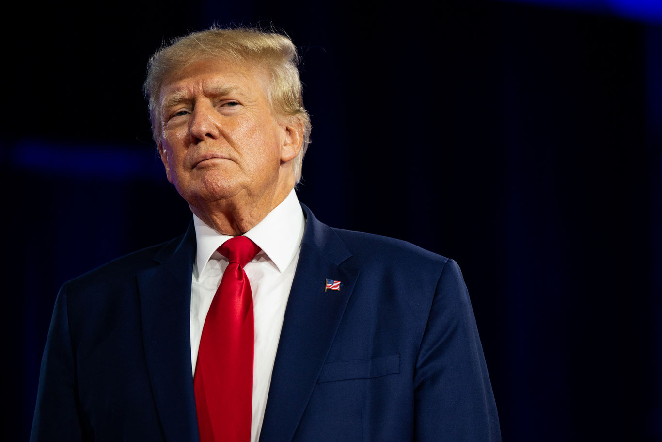 Donald Trampning soliq deklaratsiyalari chop etiladi