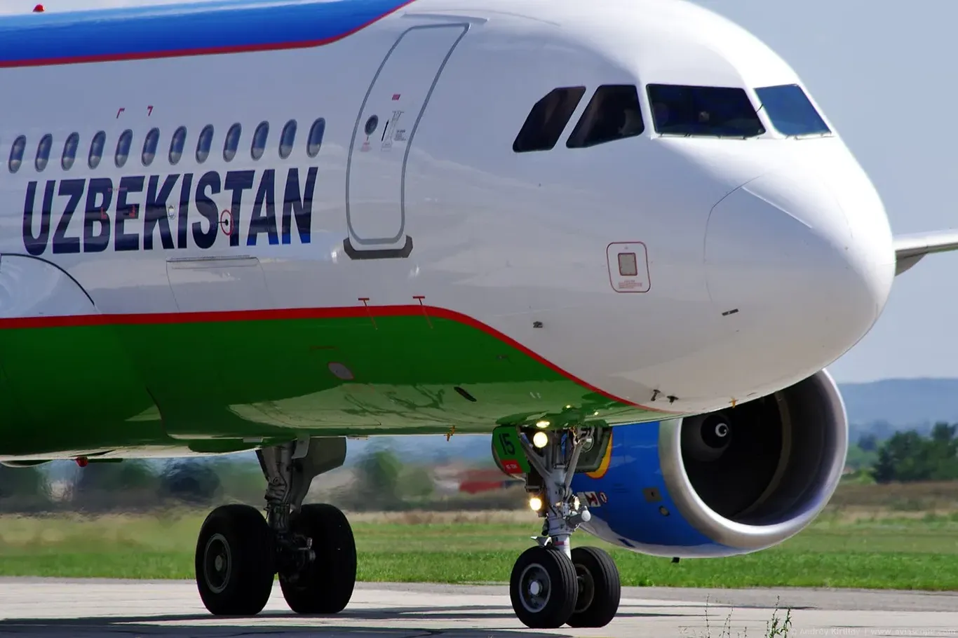 Uzbekistan airways 12 ta yangi samolyot sotib oladi