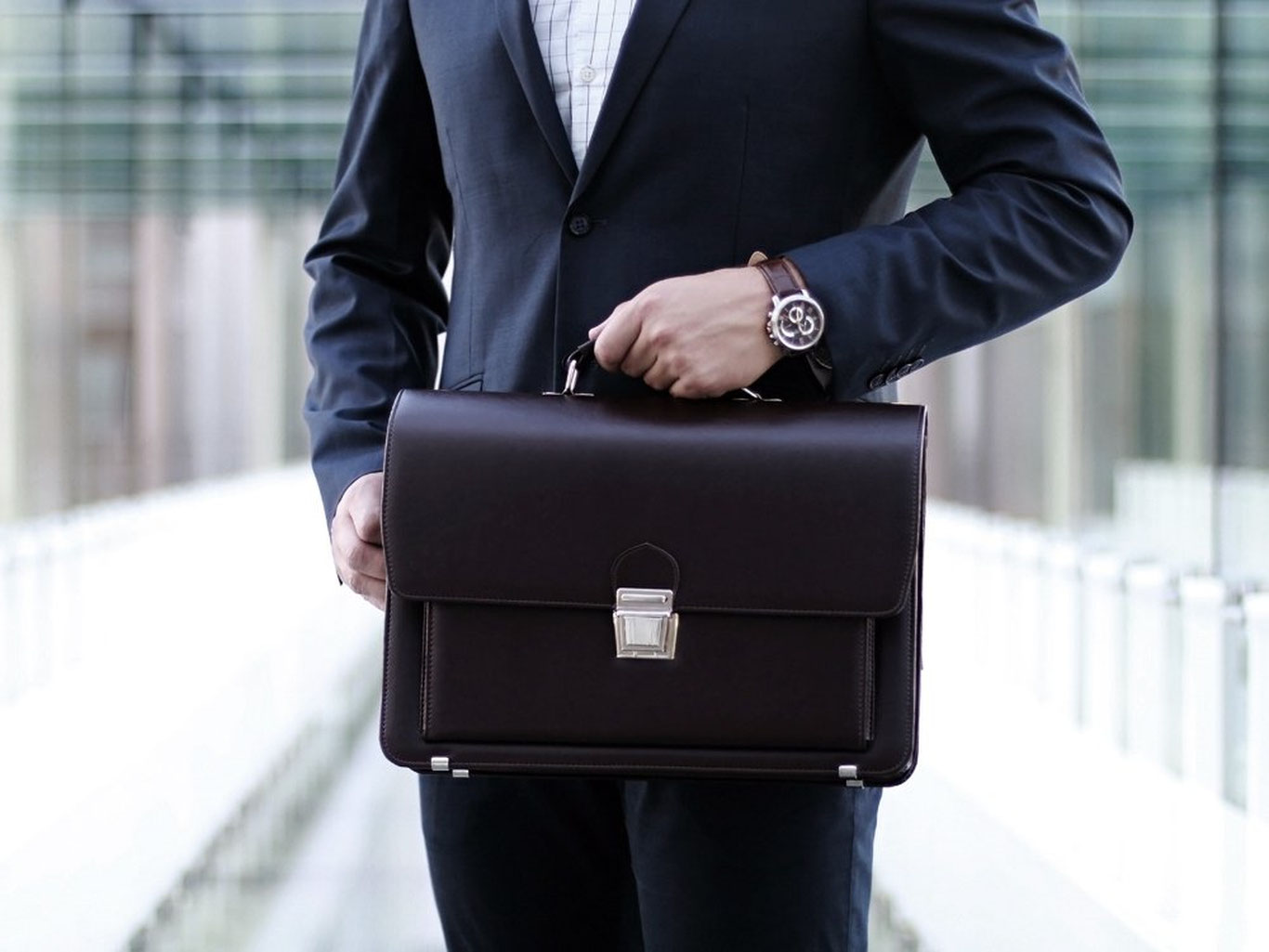 Энди ҳокимлар бир лавозимда 5 йилдан ортиқ қолмайди