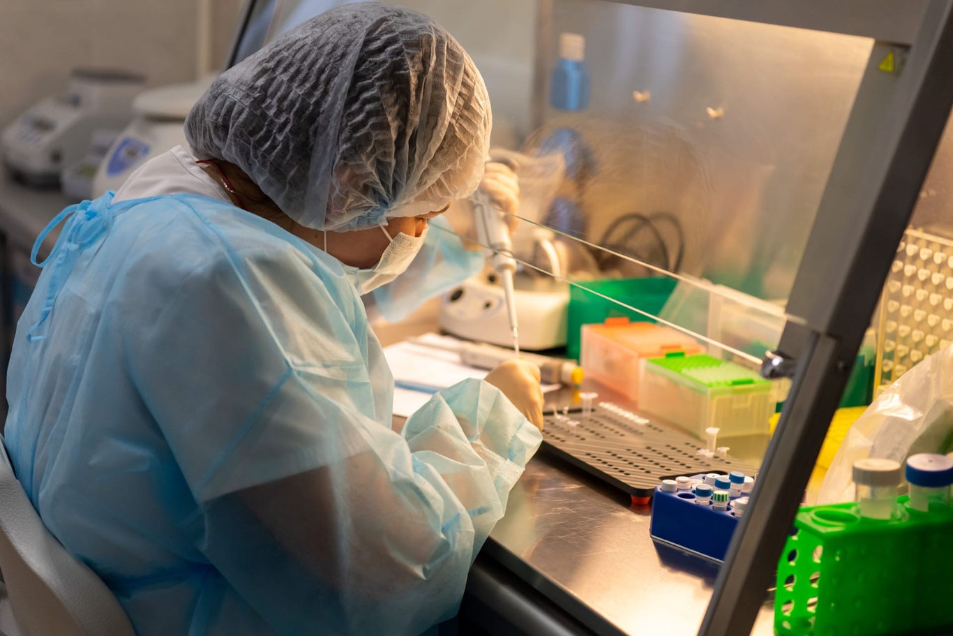 АҚШ COVID-19 келиб чиқиши ҳақидаги маълумотларни ошкор қилади