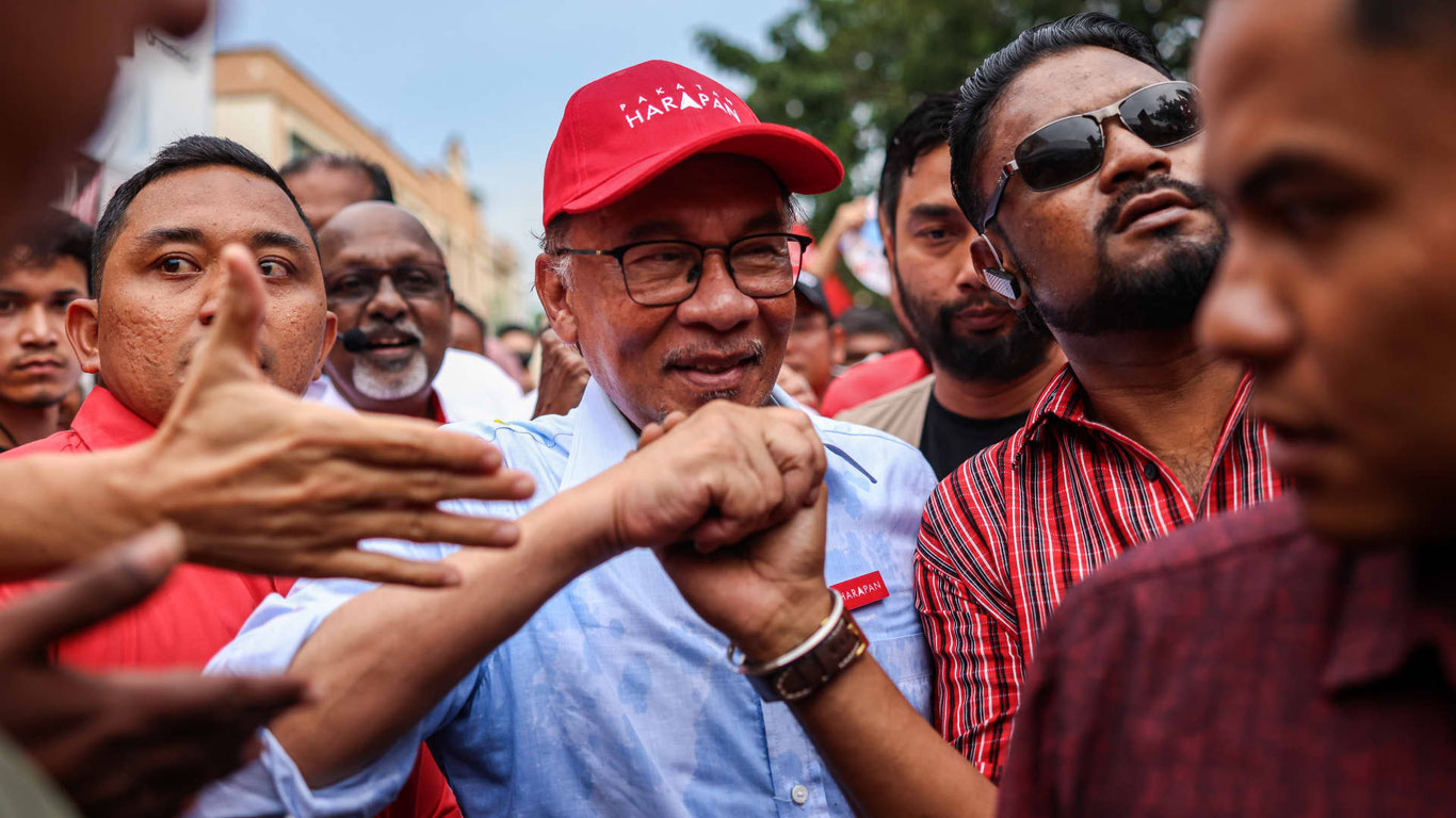 Malayziyaning yangi bosh vaziri o‘ziga ajratilgan Mercedes‘dan voz kechdi