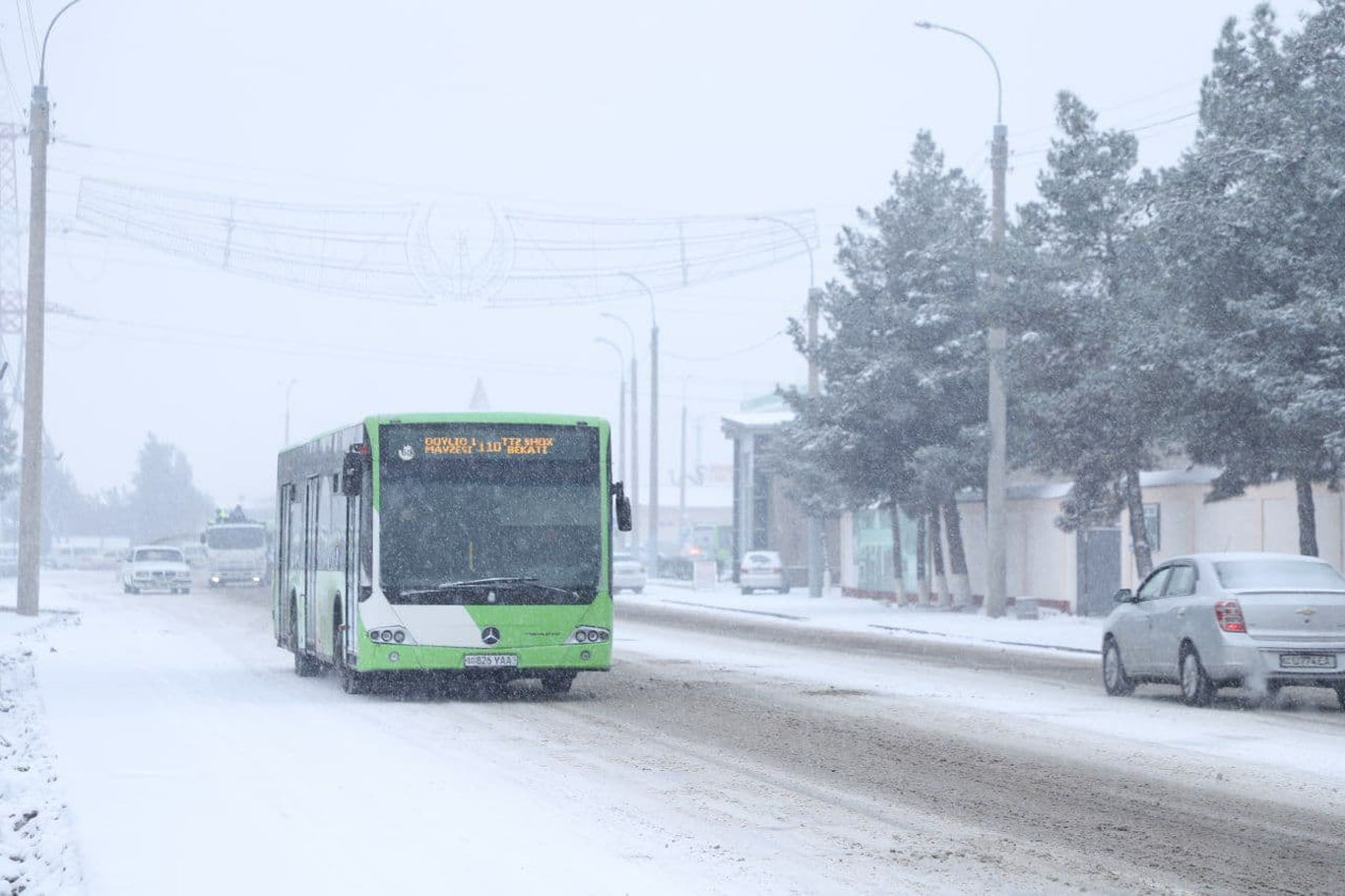 Тошкентда айрим транспортлар ҳаракати узайтирилиб, бепул автобуслар йўлга қўйилади