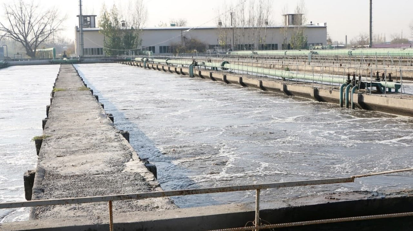 Toshkentda oqova suvdan badbo‘y hid tarqalayotganini sababi aniqlandi