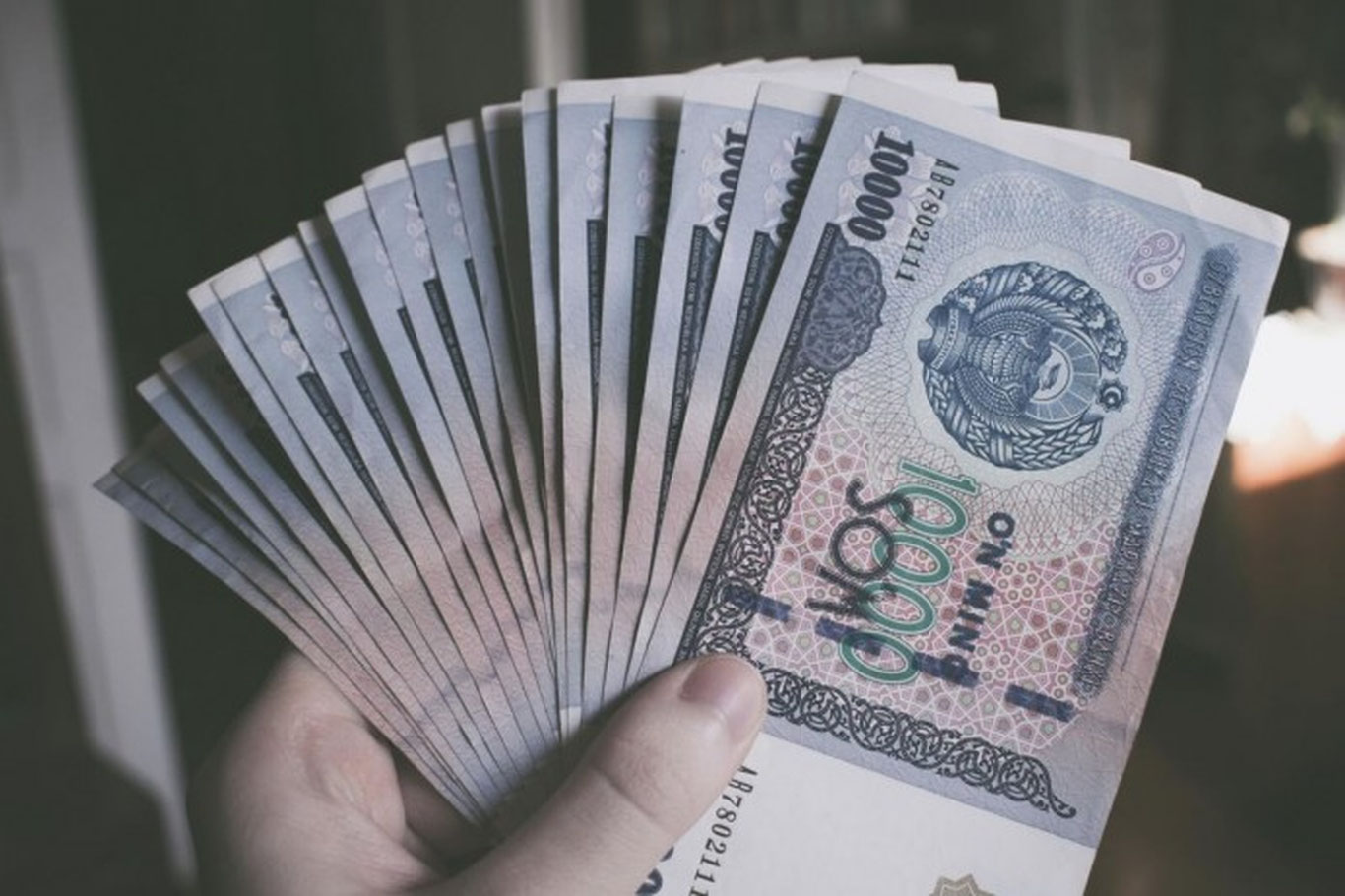 O‘zbek so‘mi dunyodagi eng zaif valyutalar o‘ntaligiga kirdi