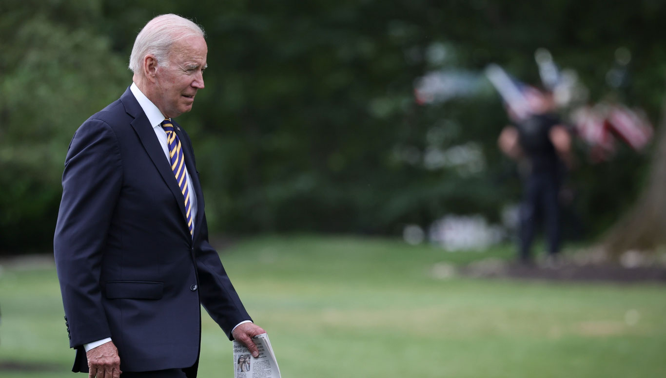 Байден аланга ичида қолган Гавайига бориши мумкин