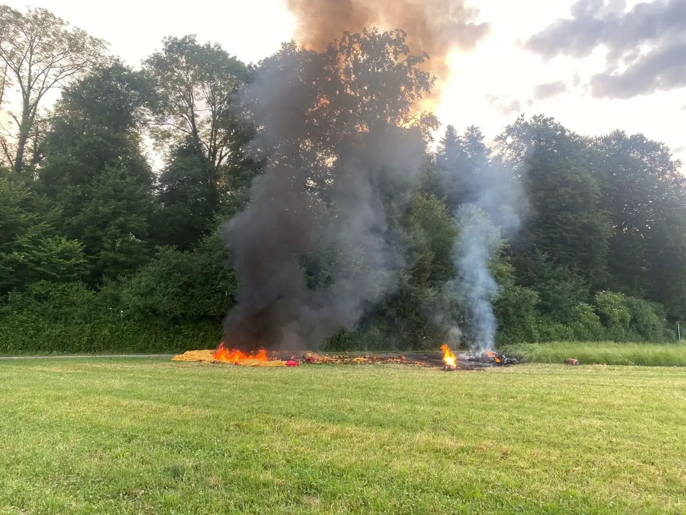 Shveysariyada havo shari qulab tushdi