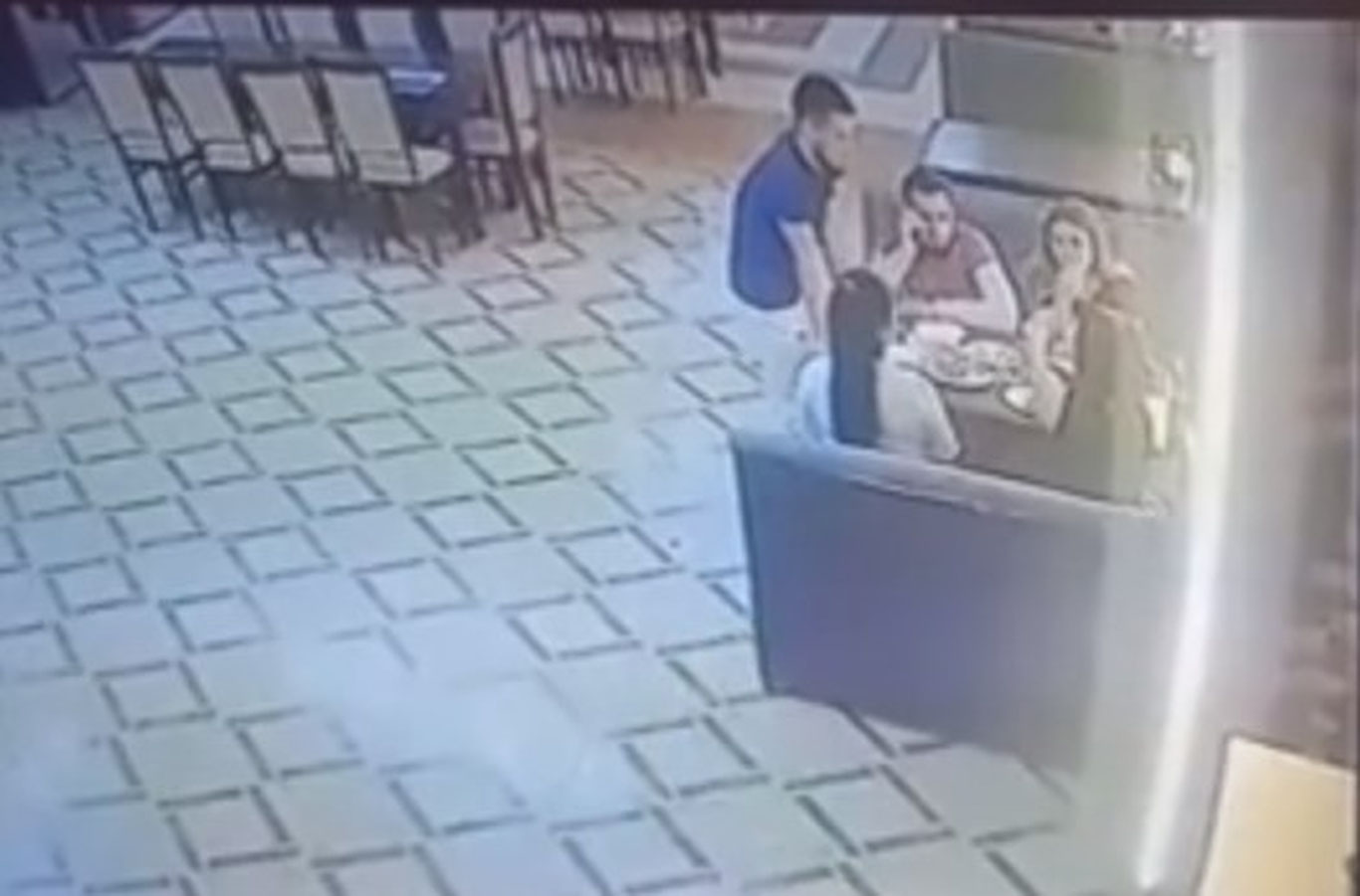 Qashqadaryoda ayol kishini stakan bilan urgan erkakka nisbatan jinoyat ishi qo‘zg‘atildi