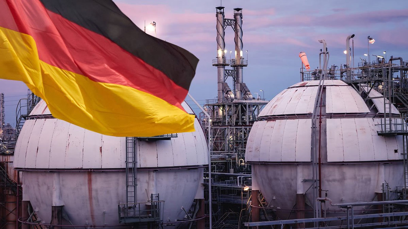 Германия Россия газига қарамликдан қутулганини эълон қилди