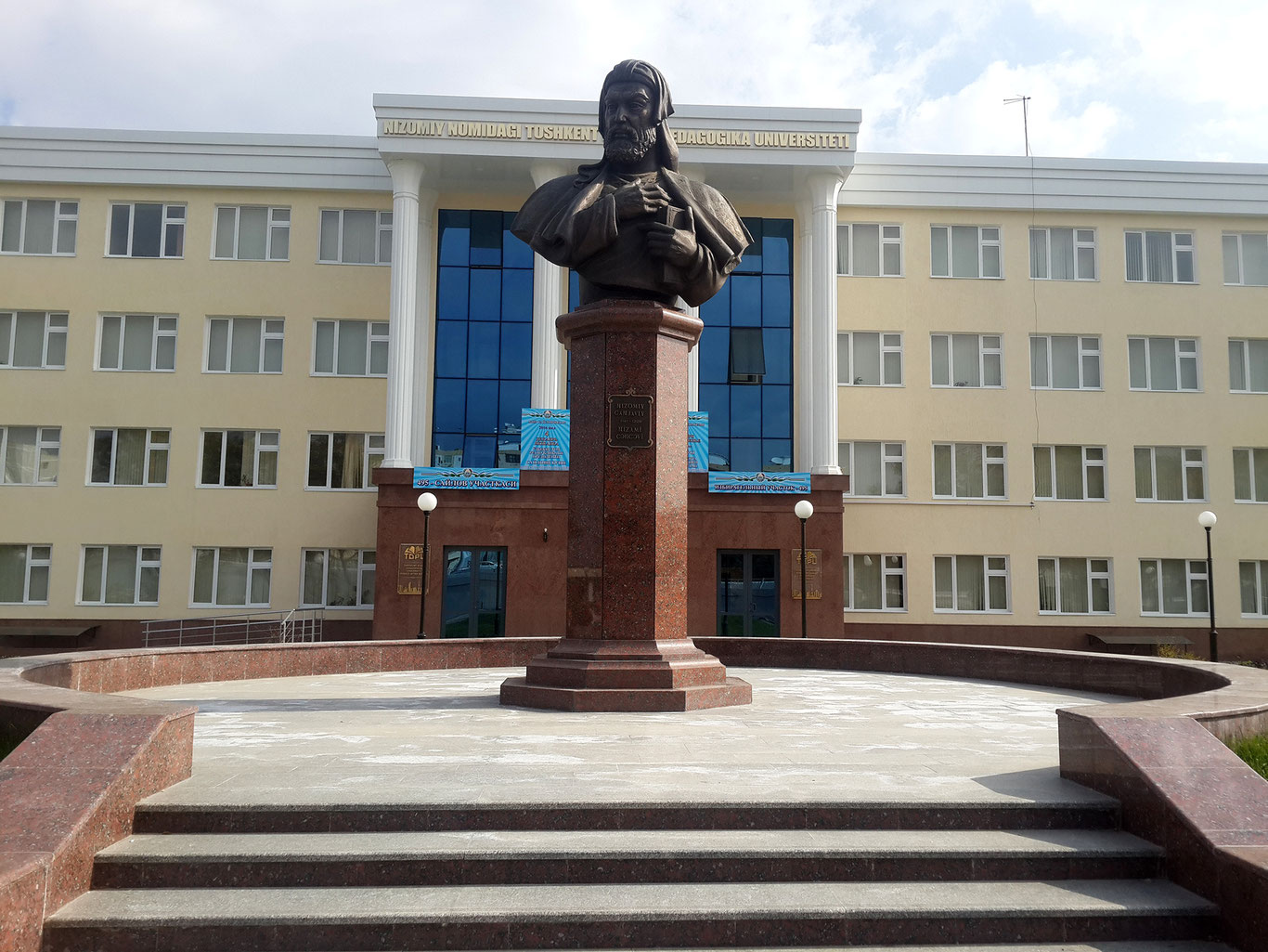 Endi pedagogika yo‘nalishida sirtqi taʼlimga staji borlar qabul qilinadi