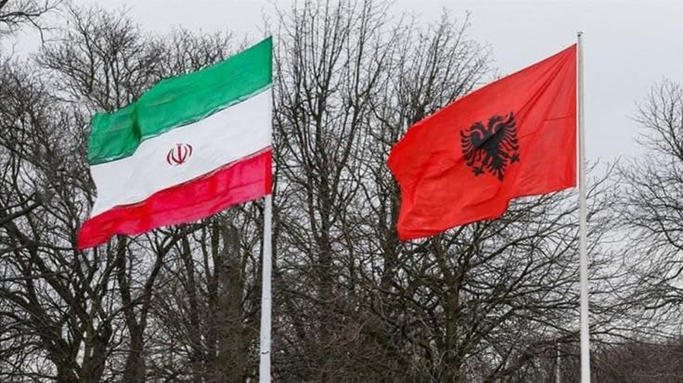 Albaniya Eron bilan munosabatlarni butunlay uzdi