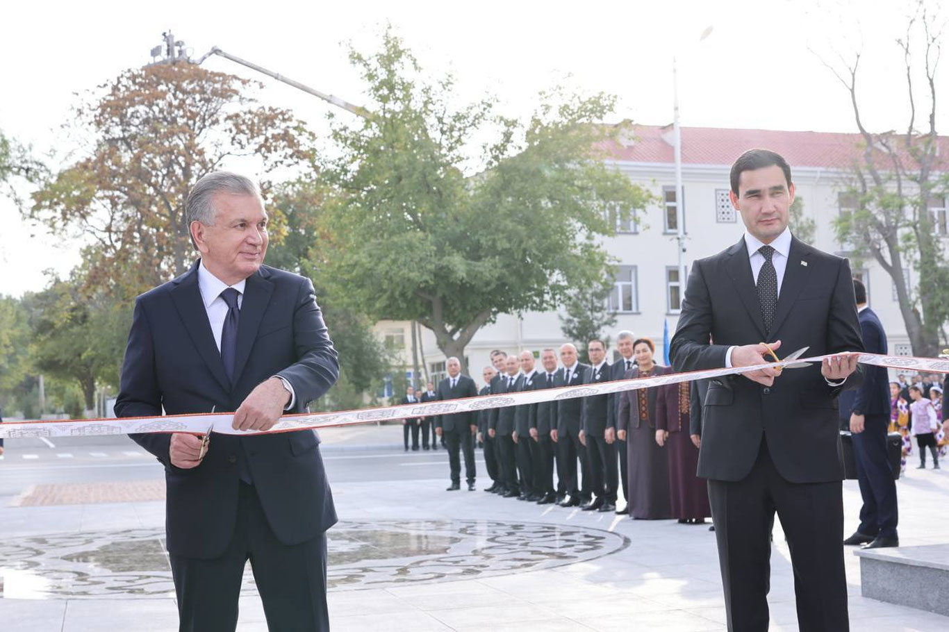 Ashxobodda “Toshkent” bog‘i ochildi