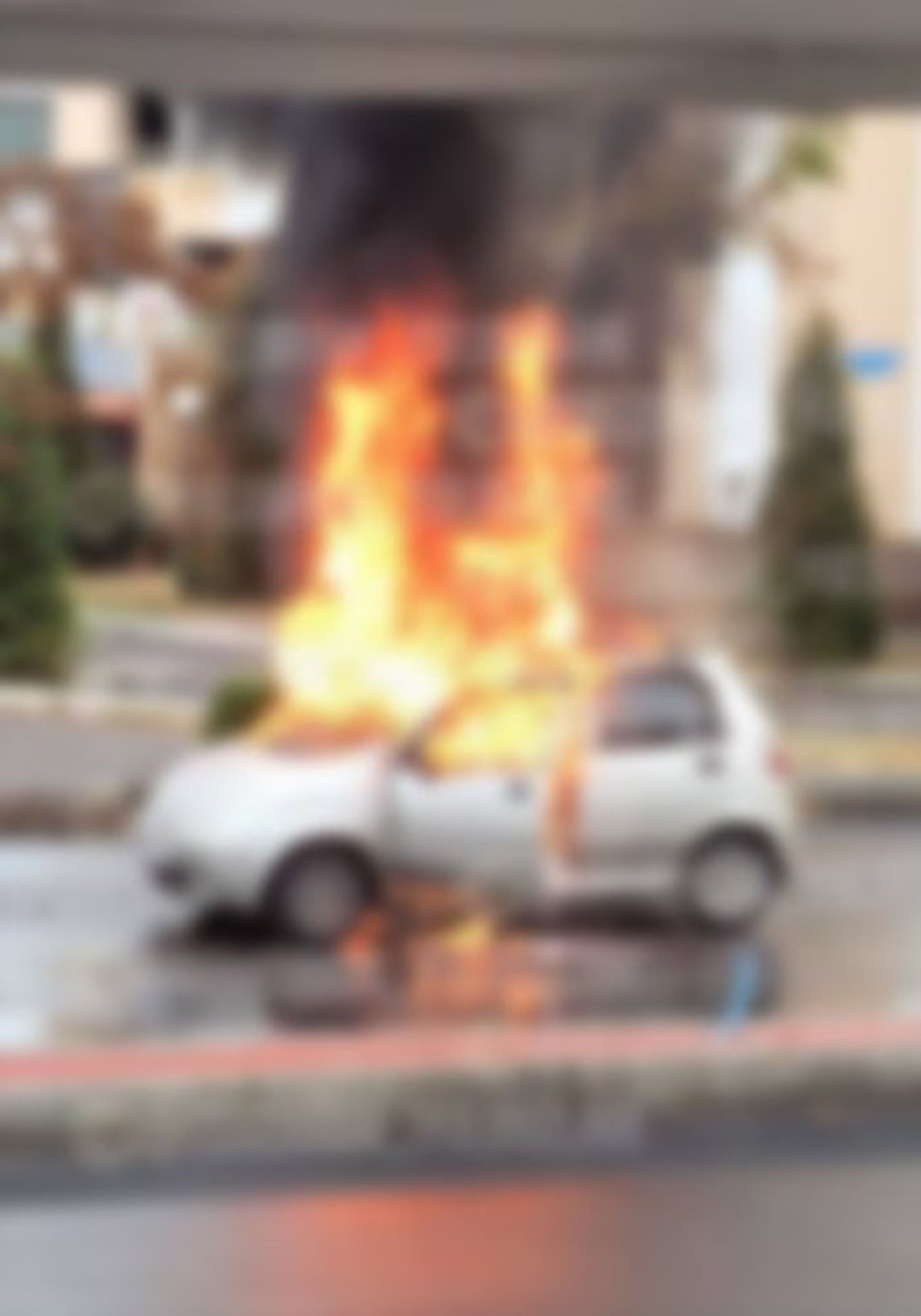 Toshkentda Matiz to‘liq yonib ketdi