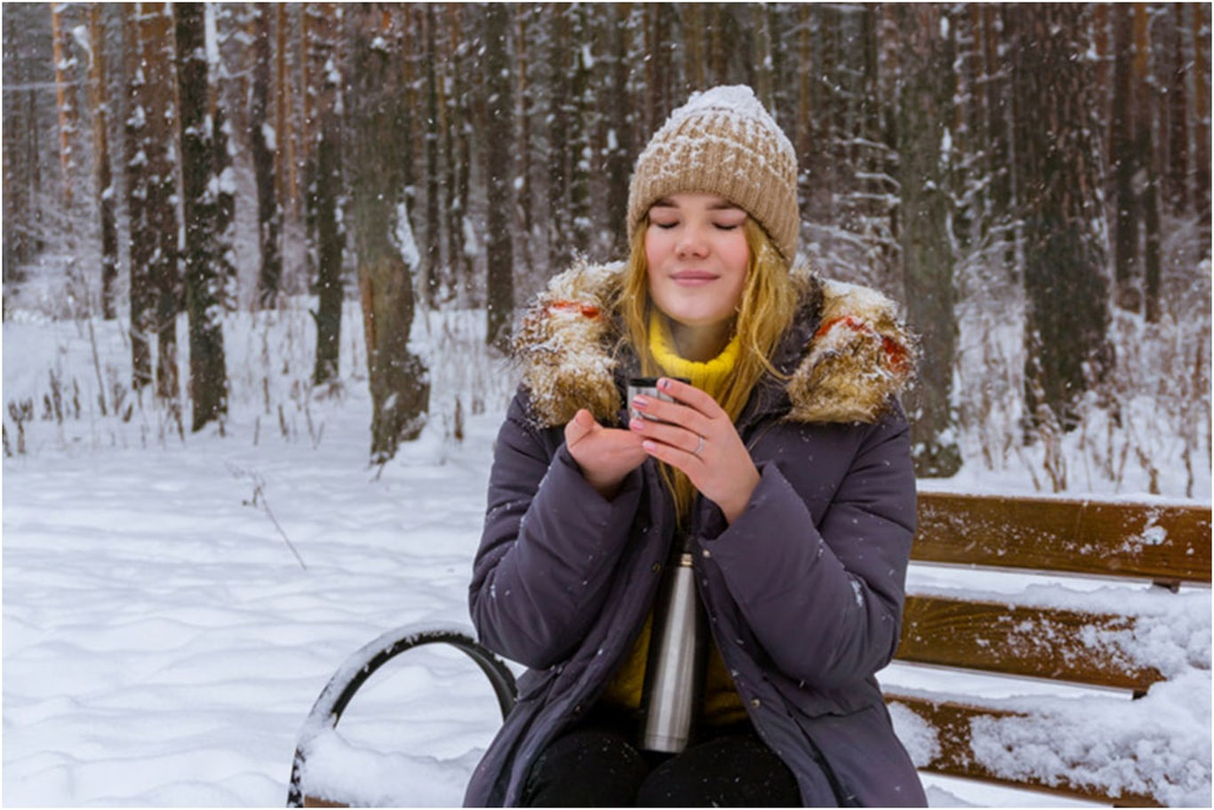 Совуқда музлаб қолмаслик учун кийинамиз