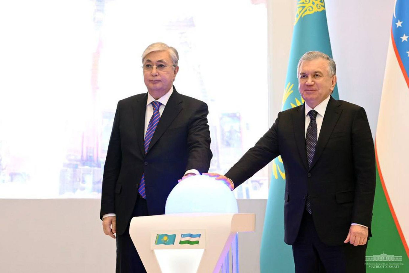 Ўзбекистон ва Қозоғистон Президентлари янги лойиҳаларга старт берди