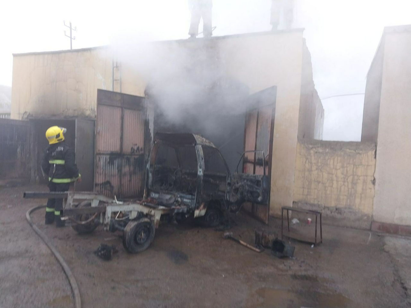 Намангандаги автомобиль устахонасида Labo ёниб кетди