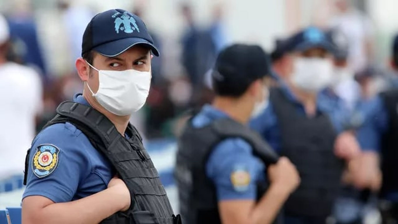 Туркияда теракт уюштирмоқчи бўлган шахслар қўлга олинди