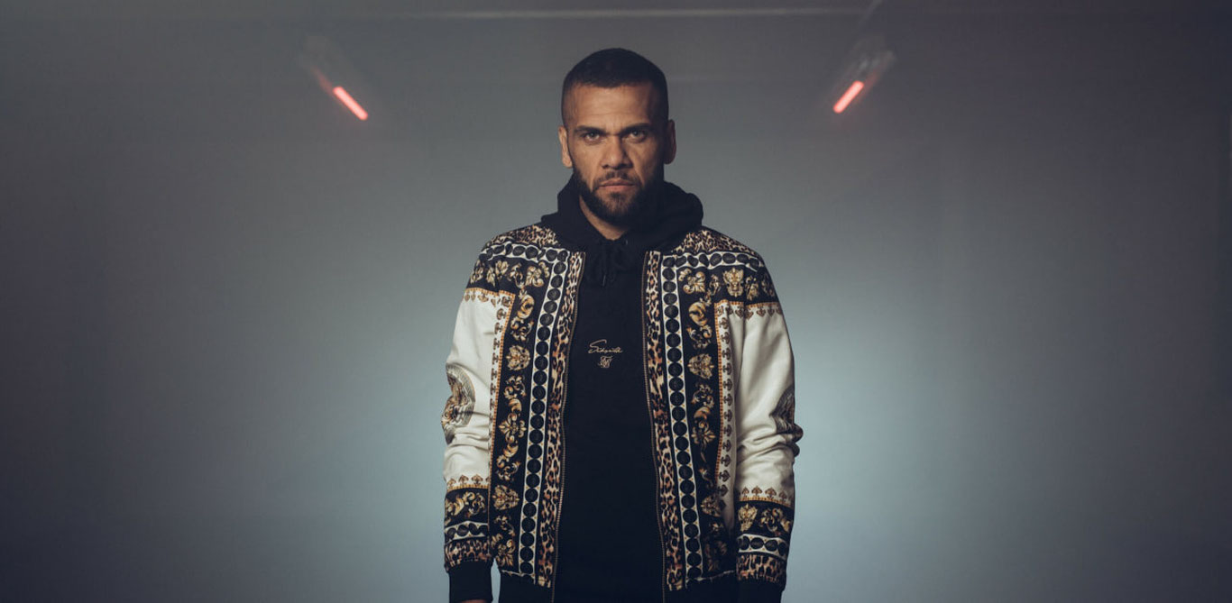 Дани Алвес Испания полицияси томонидан ҳибсга олинди