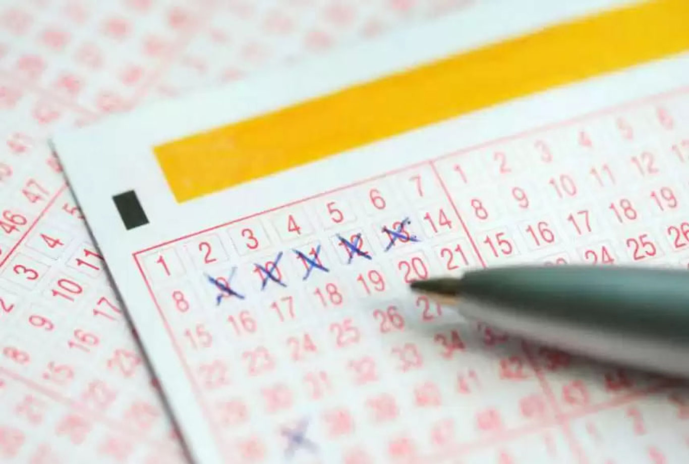 Франция фуқароси хатолик сабаб лотереядан 17 миллион евро ютиб олди