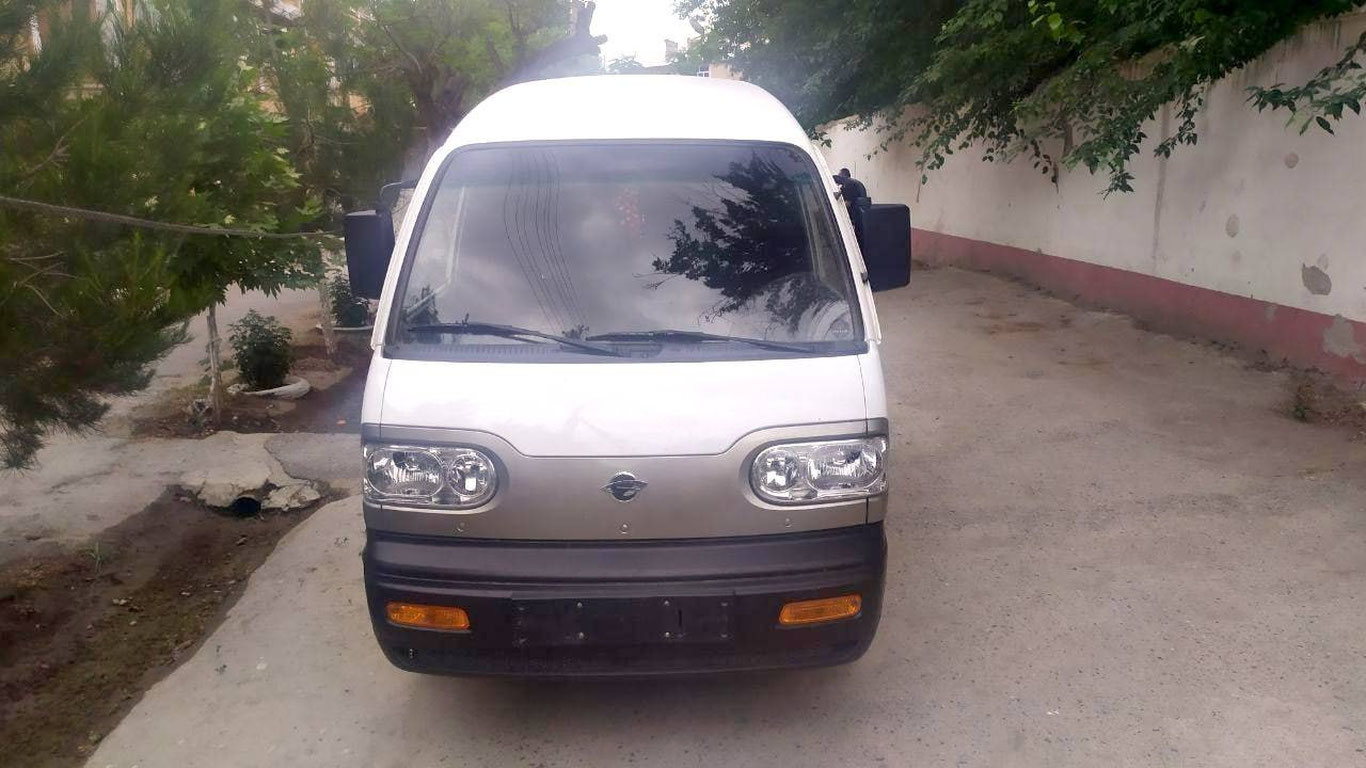 Buxoroda voyaga yetmagan qiz mashina o‘g‘irladi