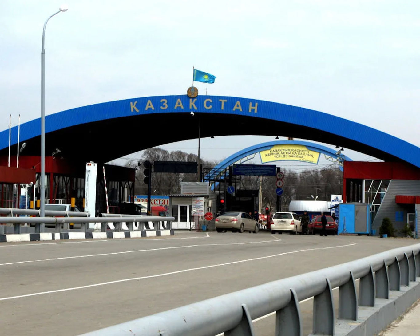 Қозоғистоннинг Ўзбекистон ва Туркманистон билан чегараларида электрон навбат тизими жорий этилади