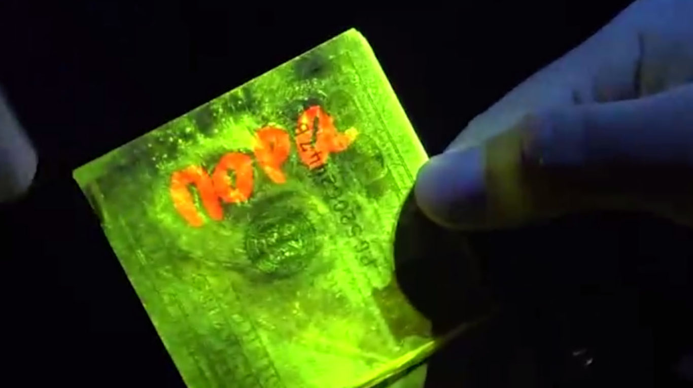 Namanganda hokimlik xodimi pora bilan qo‘lga tushdi — video