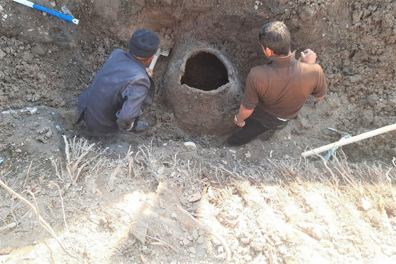 Деновда қадимий хум идиш топилди