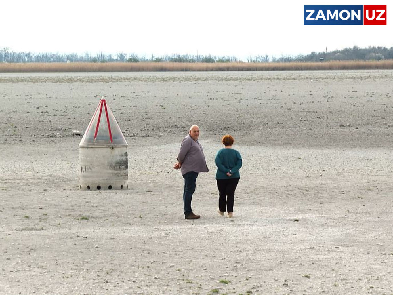 Австрияда одамлар қуриган кўл тубидан танга қидирмоқда