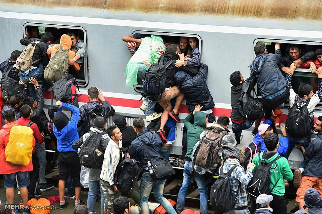 Италияда мигрантлар оқими кўплиги сабабли фавқулодда ҳолат эълон қилинди