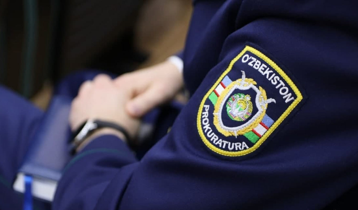 Bosh prokuratura boshqarmasi katta prokurori va tuman tergovchisi qo‘lga olindi