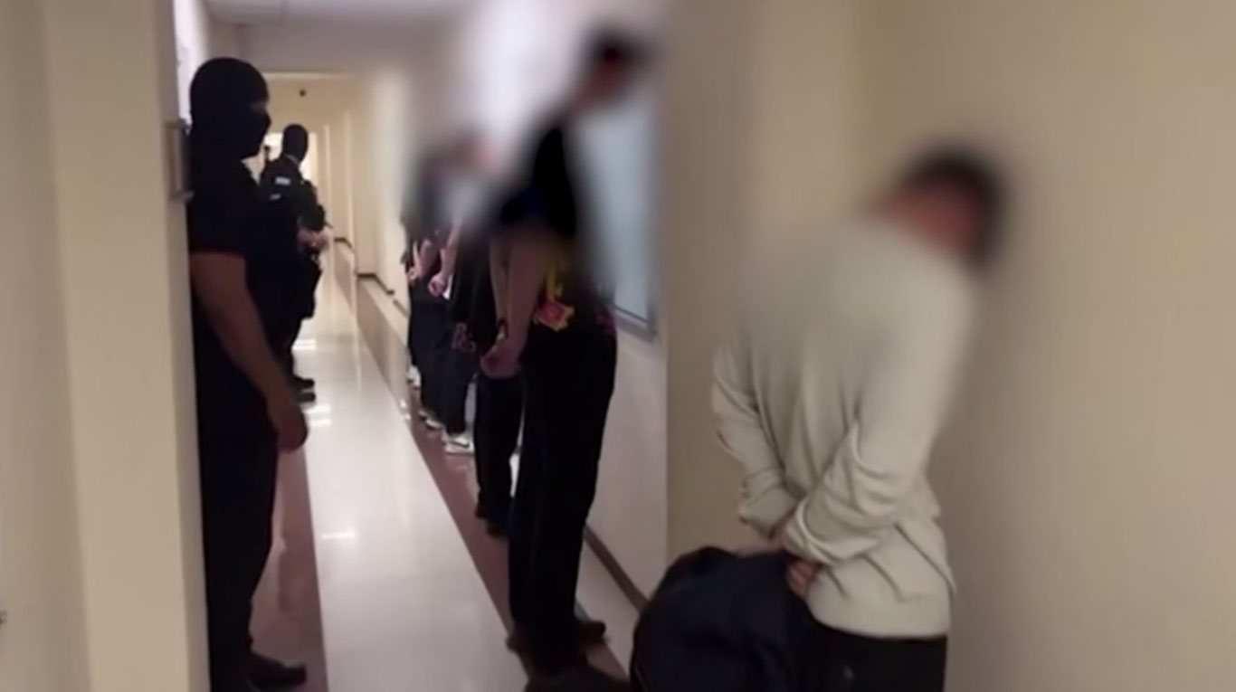 Қизларнинг беҳаё расмлари орқали пул ишламоқчи бўлган канал админлари ушланди