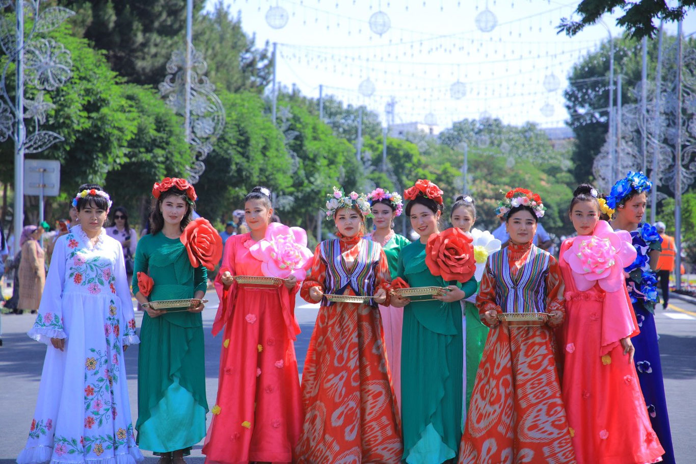 Namanganda gullar festivali boshlandi