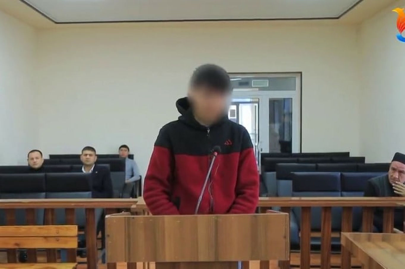 Жиззахда тақиқланган диний материалларни тарқатган 19 ёшли бола қамалди