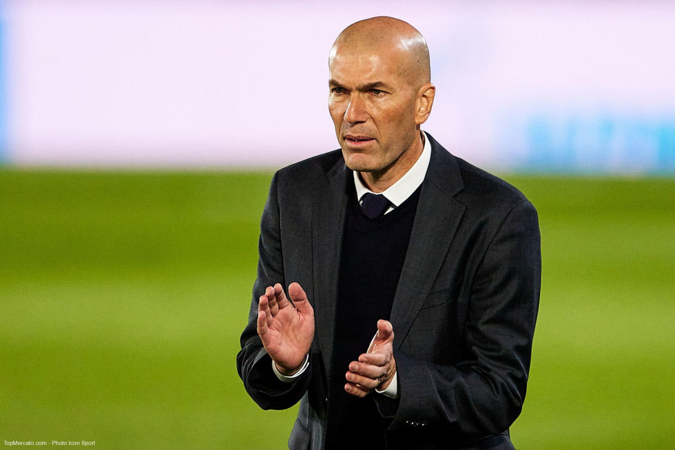 Zidan “Al-Nasr”ning taklifi rad etdi