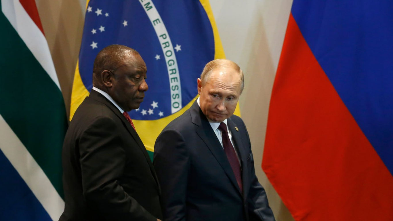 Путин ЖАРдаги BRICS саммитига бормайдиган бўлди