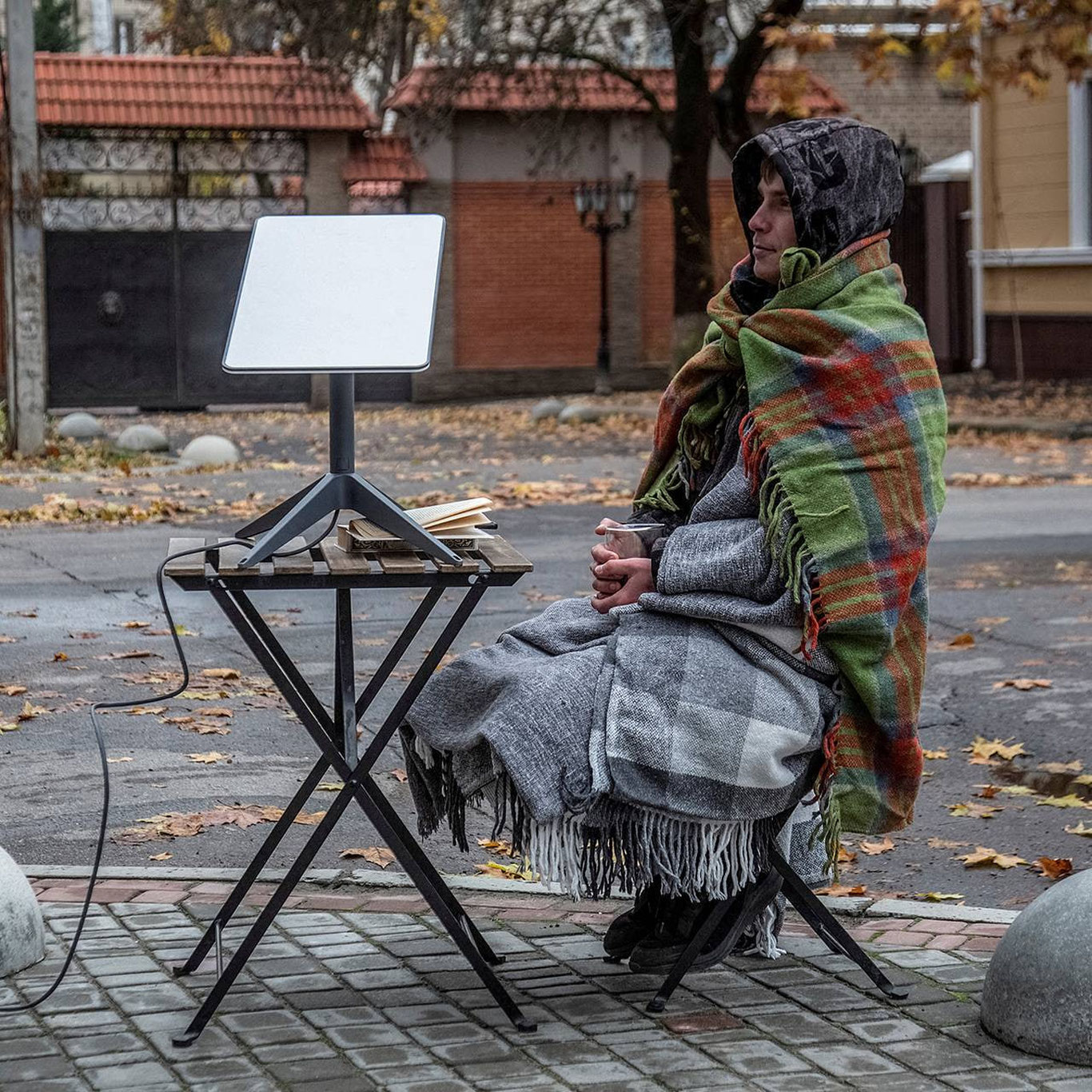 Илон Маск Украина Қуролли Кучларига ўтказилган Starlink алоқа терминалларини ўчириб қўйди