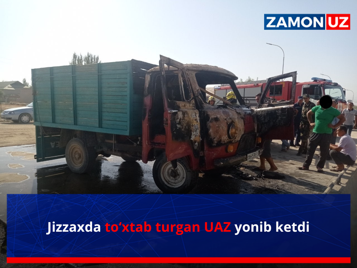 Jizzaxda to‘xtab turgan UAZ yonib ketdi