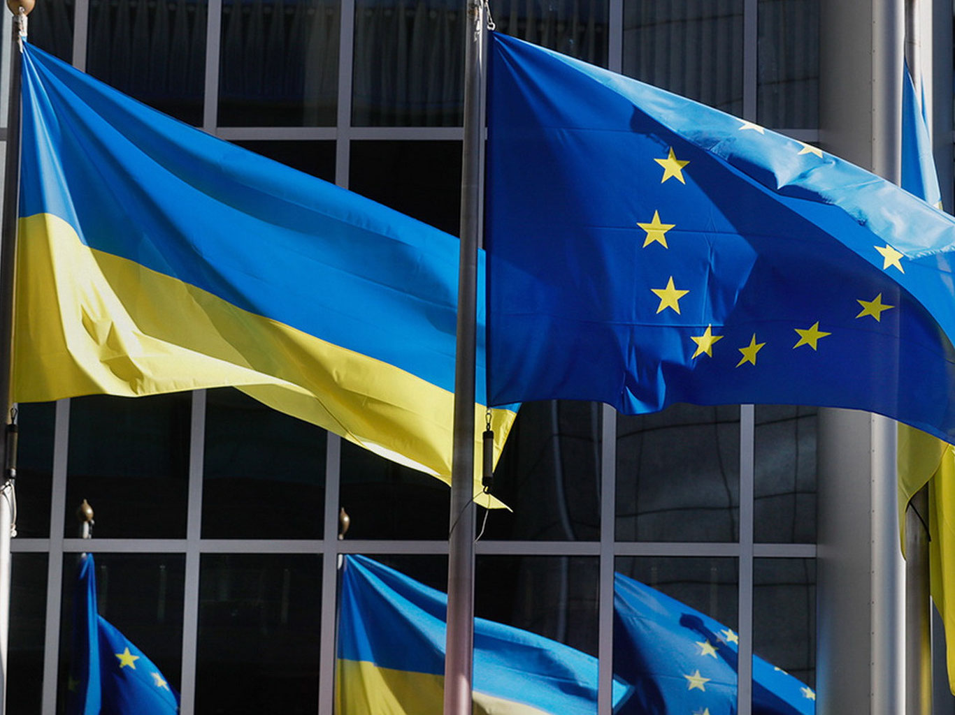 CNN: AQSH Yevroittifoqning Ukraina bo‘yicha pozitsiyasi o‘zgarishidan xavotirda
