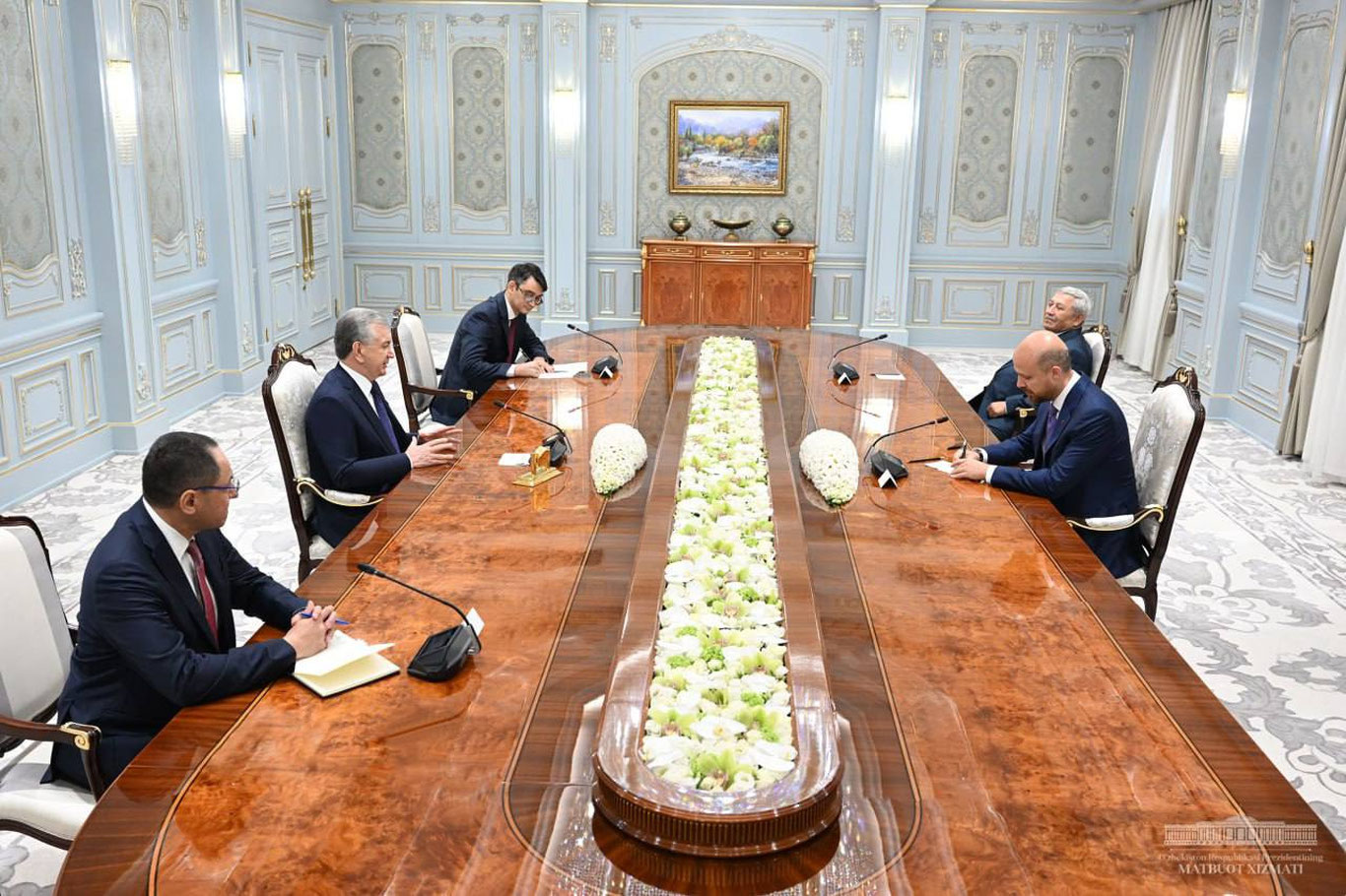 Mirziyoyev Butunjahon etnosport konfederatsiyasi raisini qabul qildi.