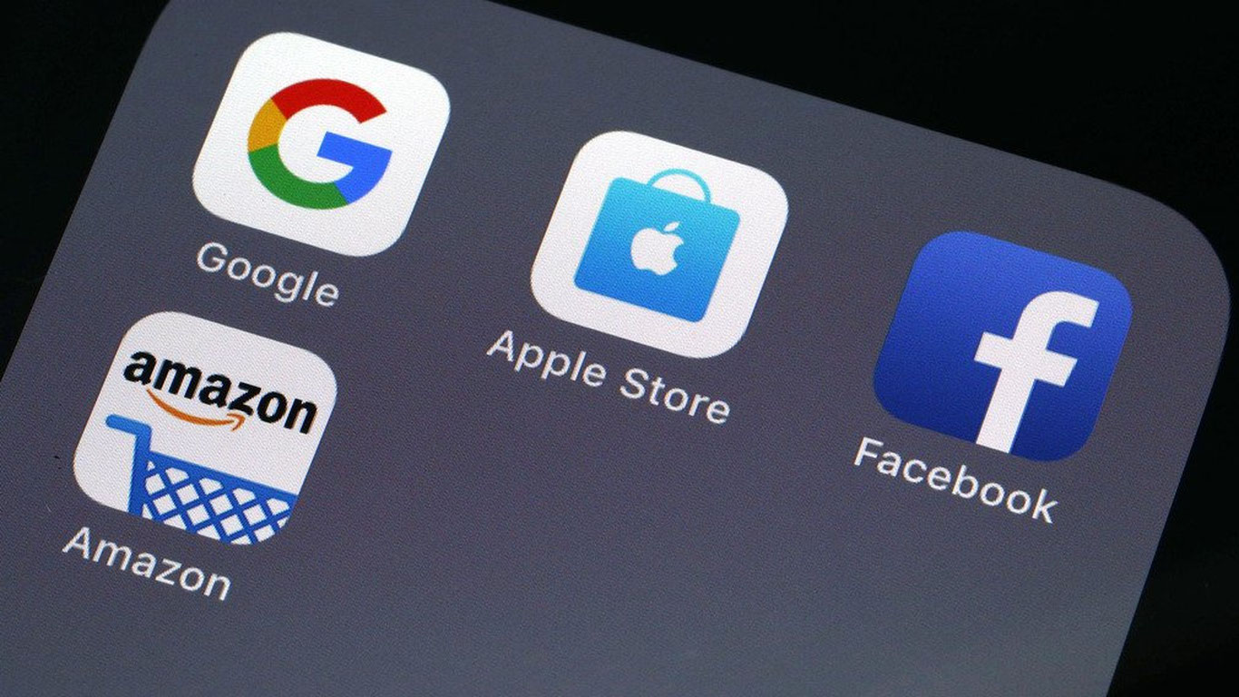 Тепасида “қора булут” айланаётган IT гигантлари