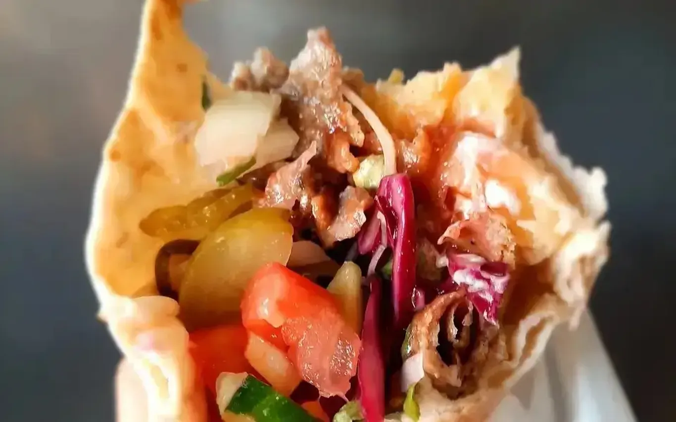 Бишкекда 21 киши шаурмадан заҳарланди