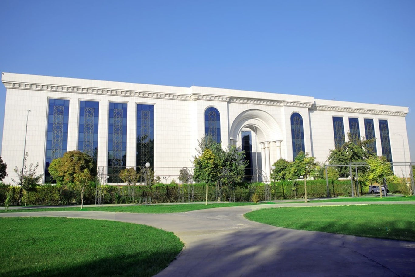 Миллий кутубхона 24/7 режимида ишлашни тўхтатди