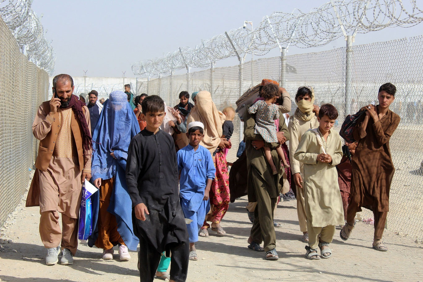 BMT Pokistonni afg‘onlarni deportatsiya qilishni to‘xtatishga chaqirdi