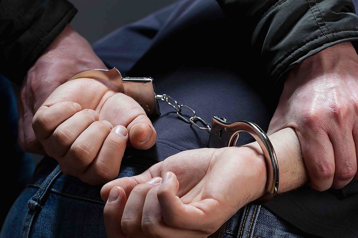 Toshkentda 10 yoshli qizga liftda tegajog‘lik qilgan erkak ushlandi