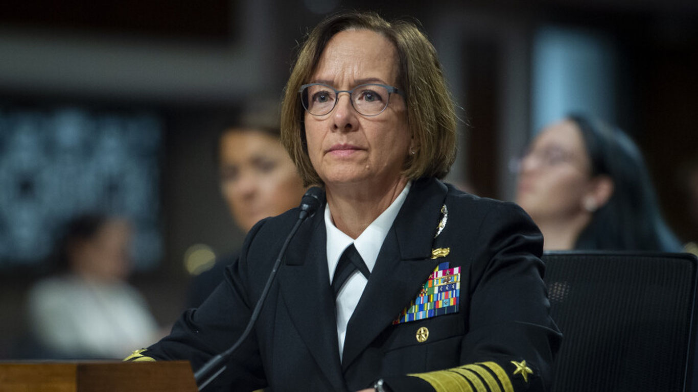 АҚШ денгиз флотига илк бор аёл раҳбар тайинланди
