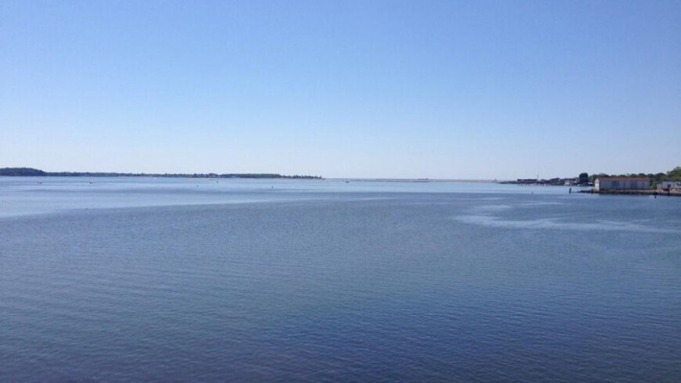 “Фукусима” АЭСдан сувнинг 3-партиясини оқизиш бошланди