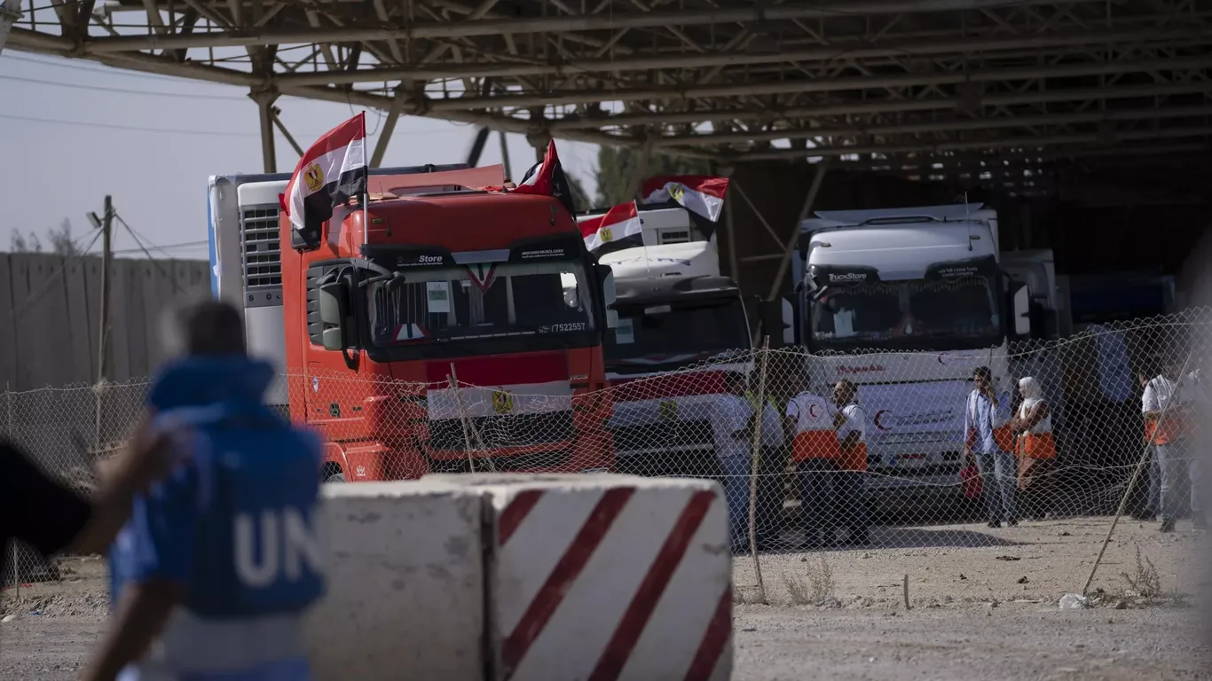 G‘azo sektoriga bir kunda yana 70 ta yuk mashinasi yetib keldi