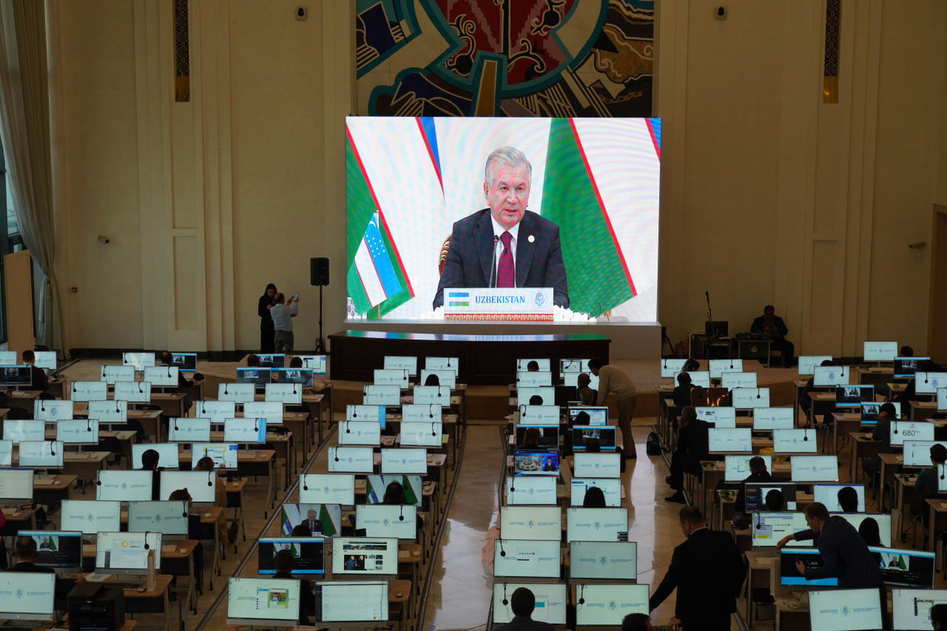 Мирзиёев: Янги Ўзбекистонда сўнгги олти йилда ялпи ички маҳсулот ҳажми бир ярим баробар кўпайди