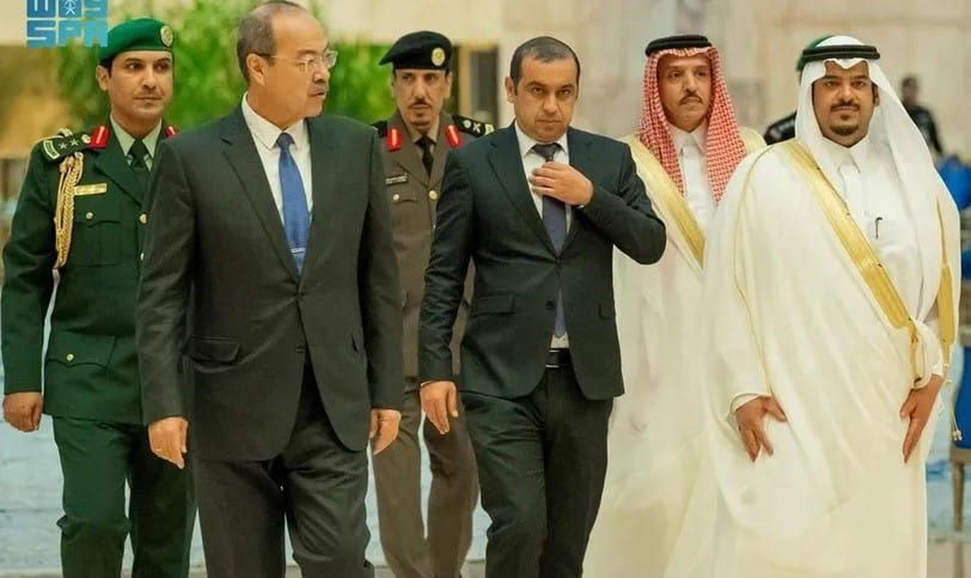 Abdulla Aripov Umra ziyoratini ado etdi