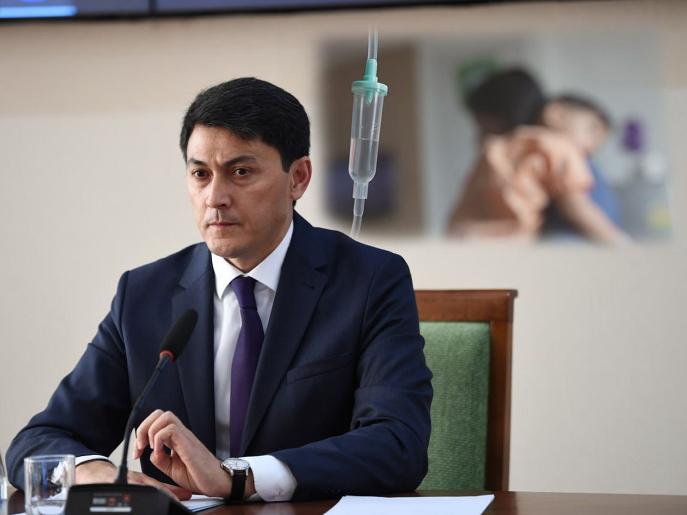 “Antistrumin” voqeasi: Vazir bolalarga yod preparati yuqori dozada berilganini tan oldi