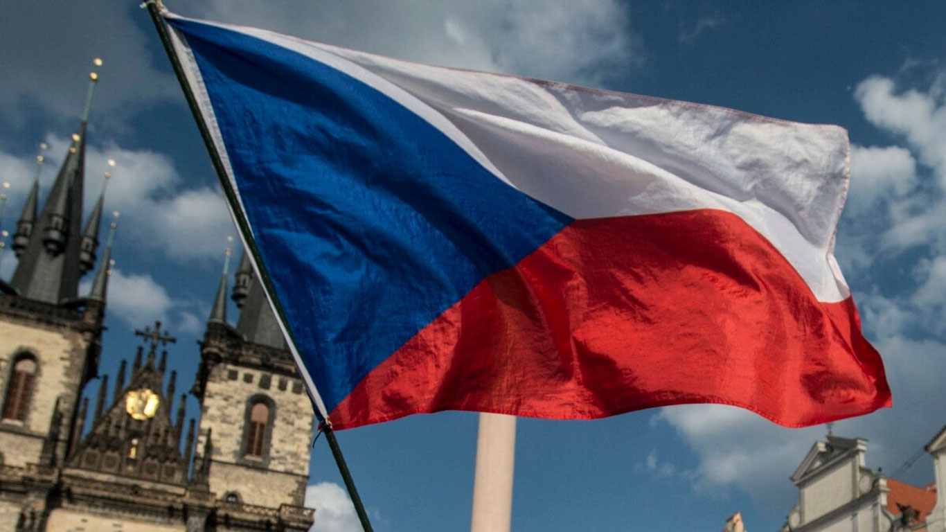 Chexiya Rossiya aktivlarini muzlatib qo'ydi